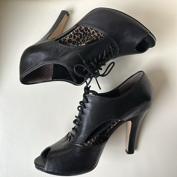 Nine West Black Leather Lace Up Peep Tow Platform Cut Out Shoes - Picture 3 of 8